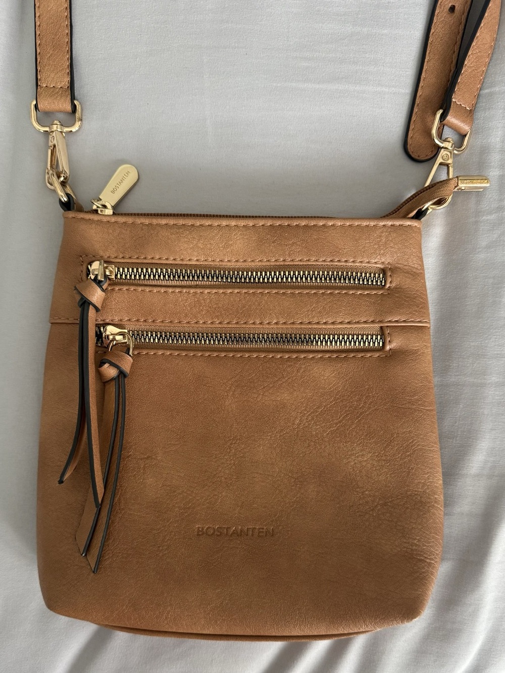Bostanten Evelyn Multi-Pocket Vegan Leather Crossbody Bag - Tan